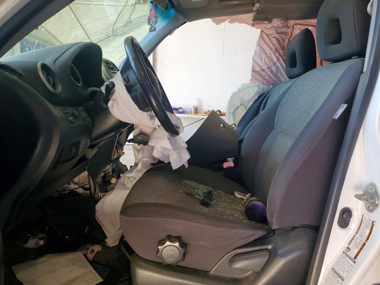 2005 TOYOTA RAV4 BASE