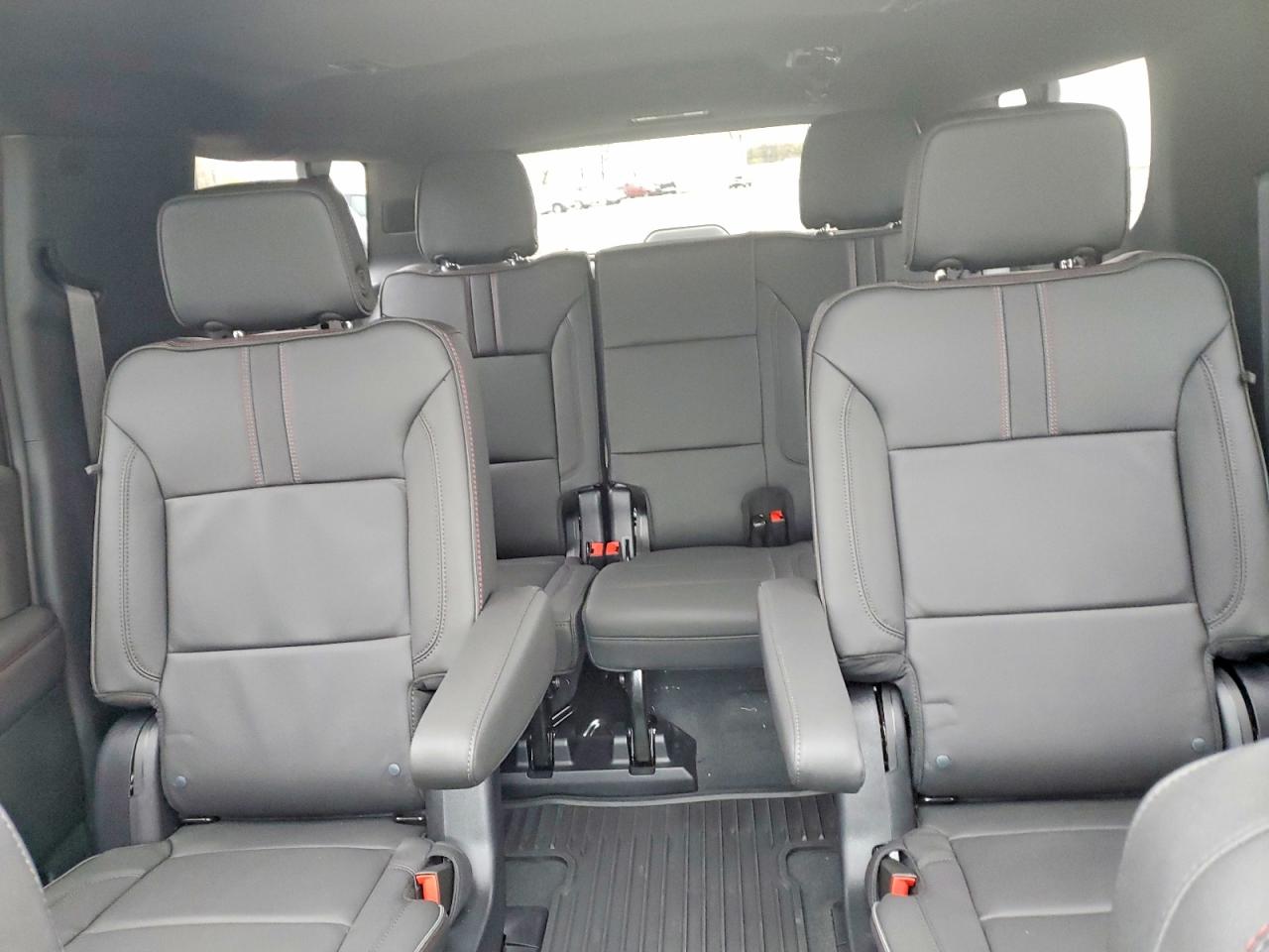 2025 CHEVROLET SUBURBAN