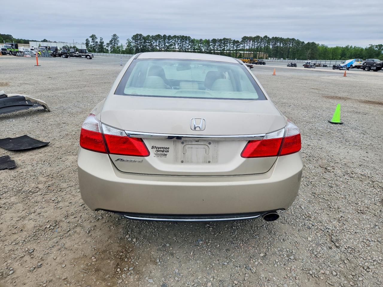 2015 HONDA ACCORD