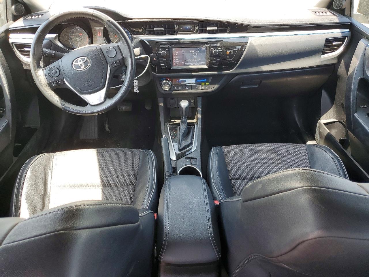 2015 TOYOTA COROLLA