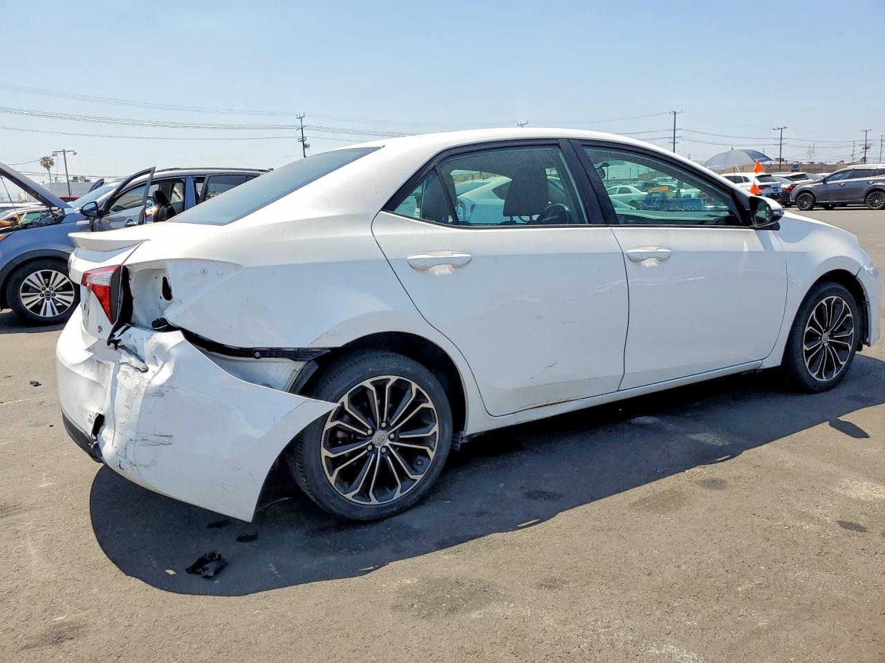 2015 TOYOTA COROLLA