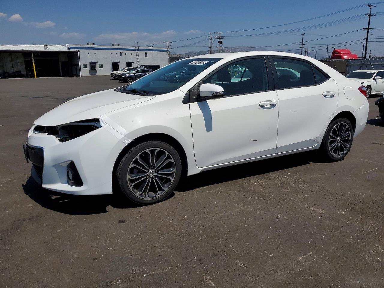 2015 TOYOTA COROLLA