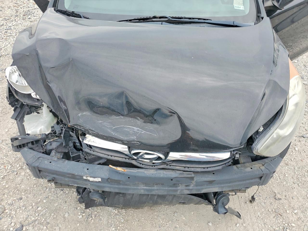 2012 HYUNDAI ELANTRA