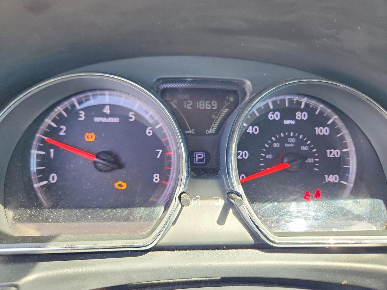 2015 NISSAN VERSA