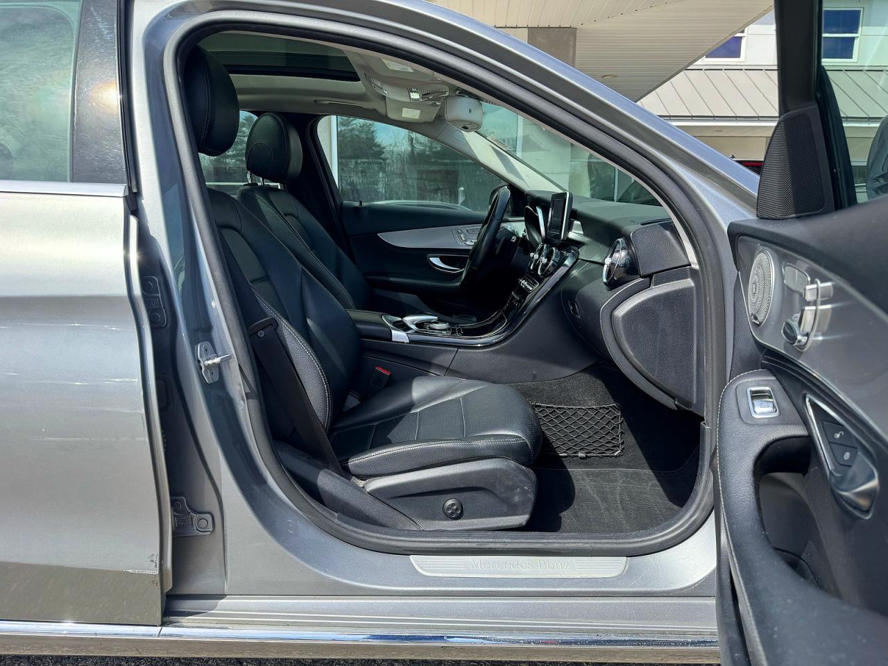 2015 MERCEDES-BENZ C-CLASS