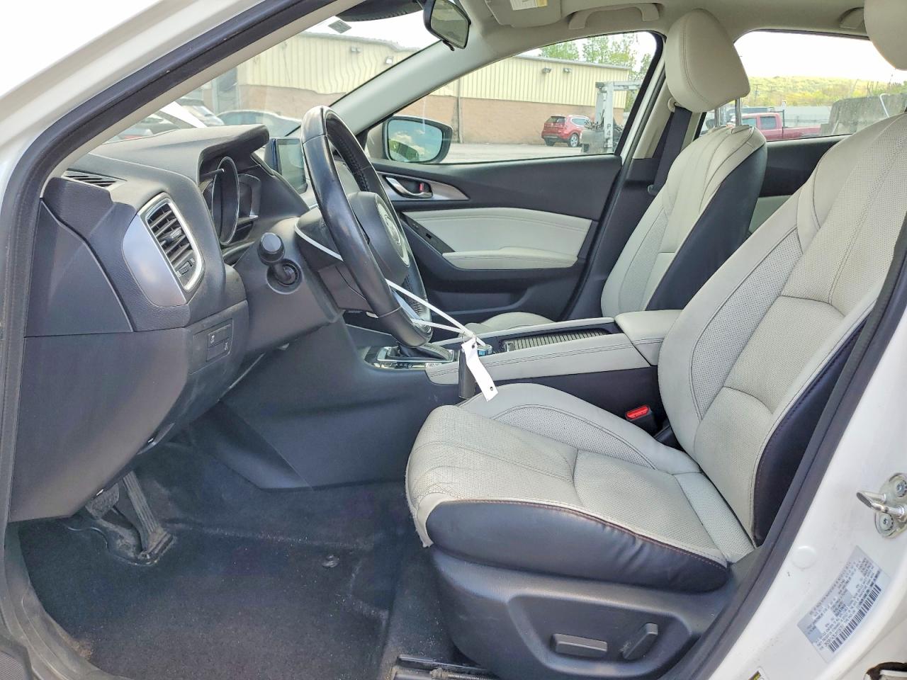 2018 MAZDA 3