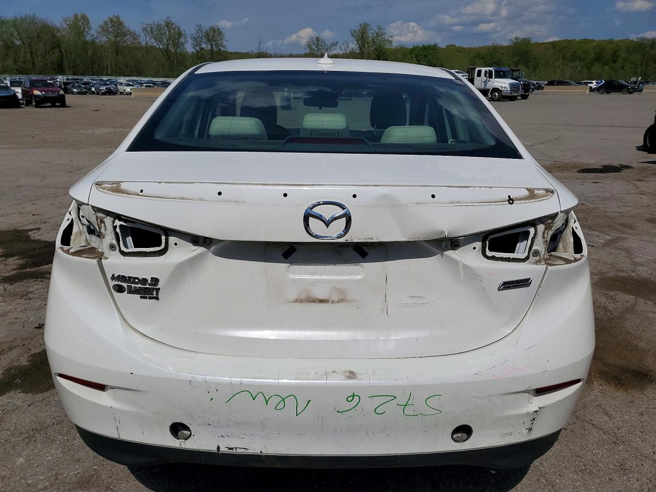 2018 MAZDA 3