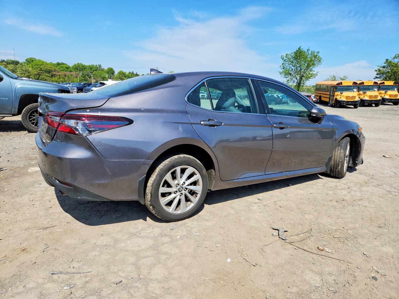 2022 TOYOTA CAMRY