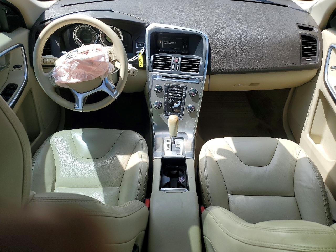 2012 VOLVO XC60
