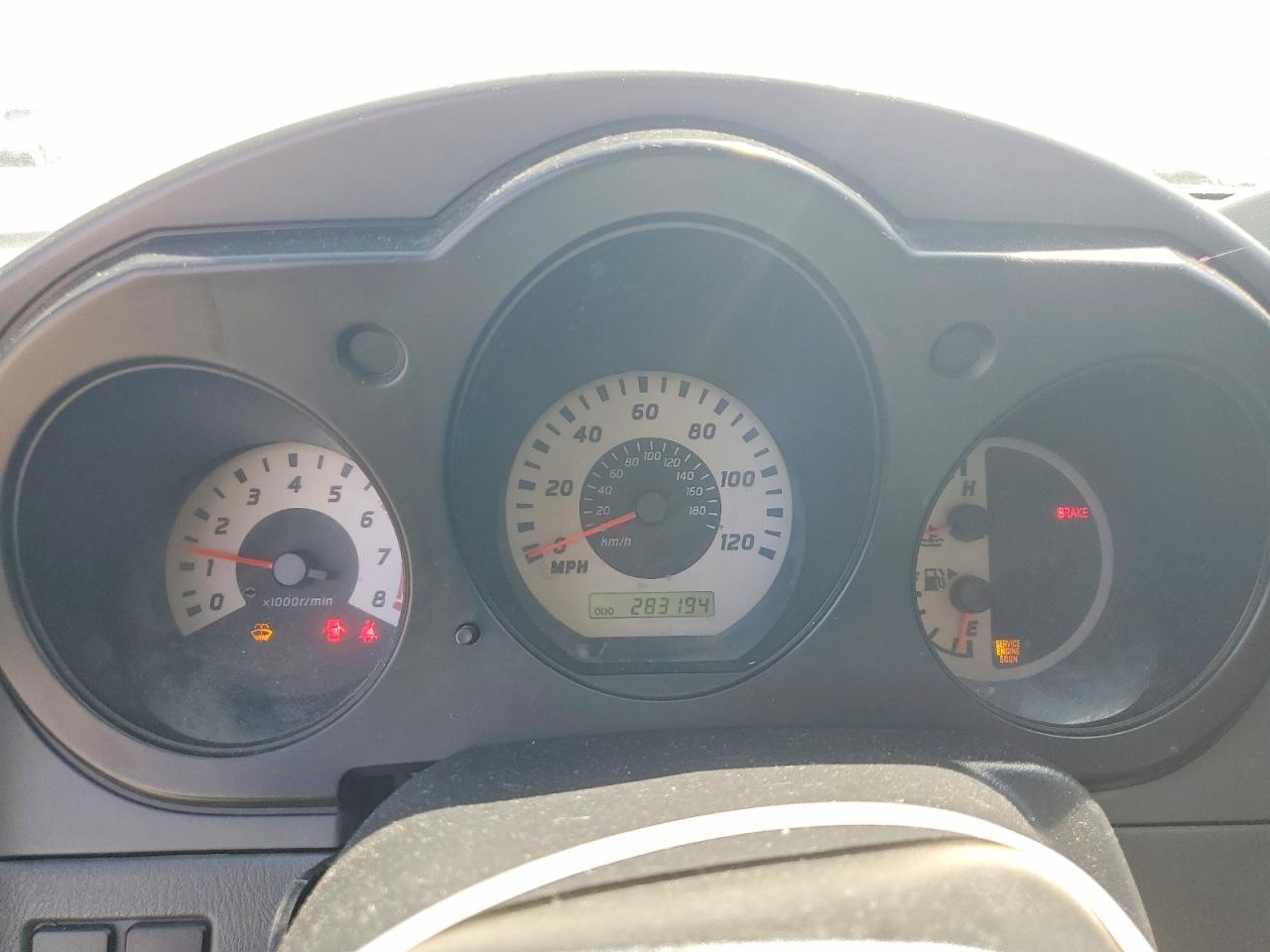 2004 NISSAN FRONTIER