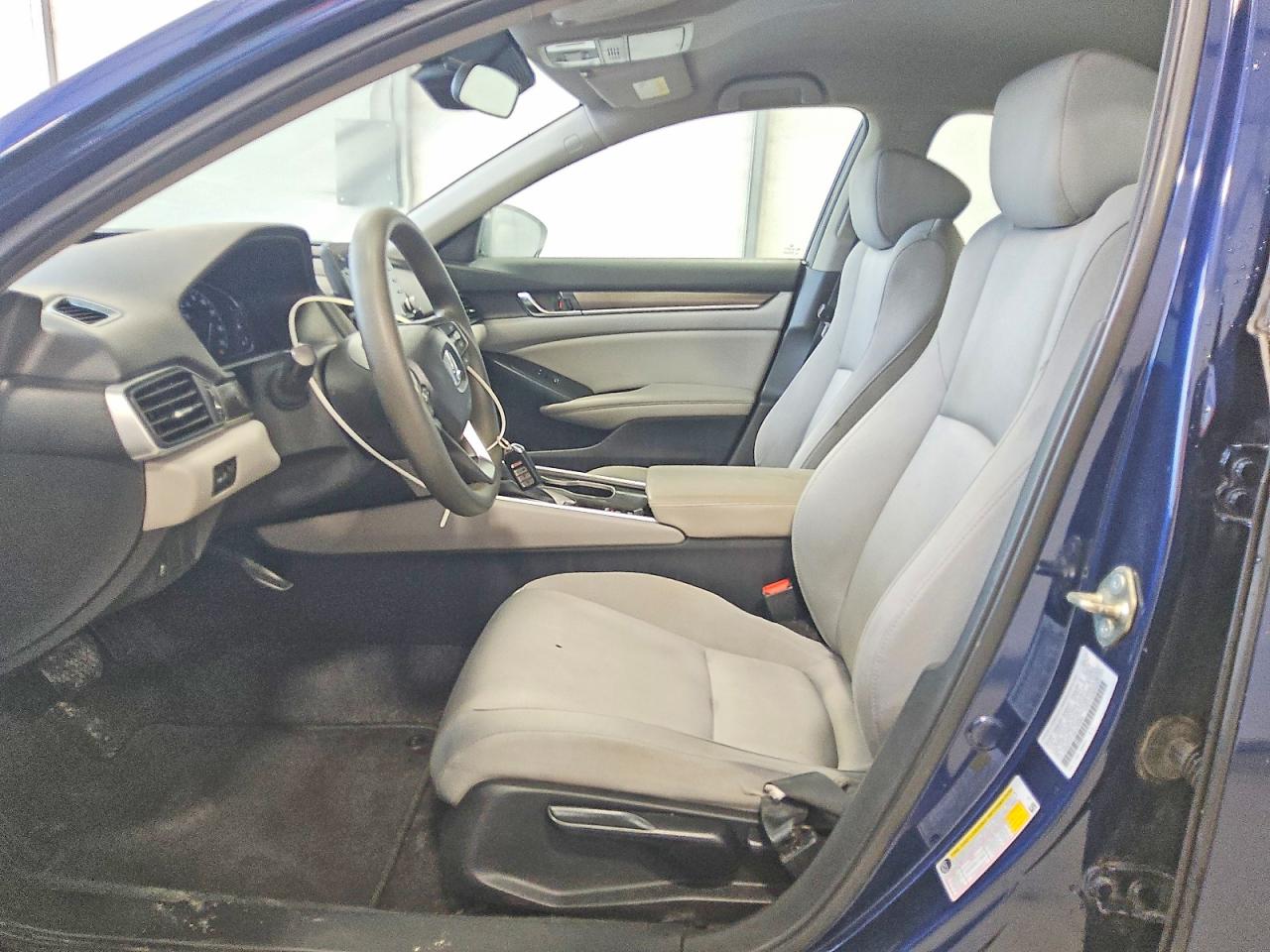 2019 HONDA ACCORD