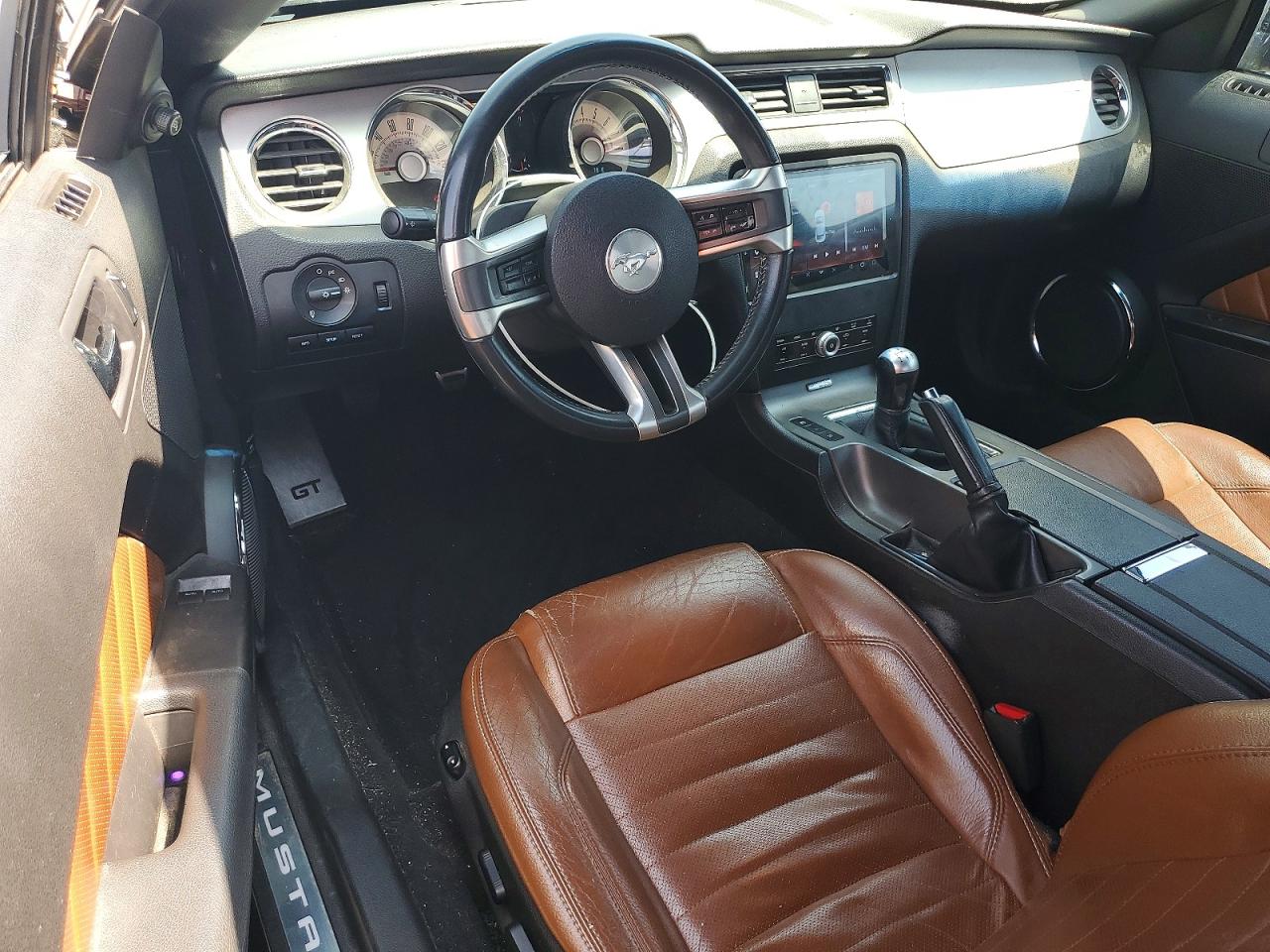 2010 FORD MUSTANG