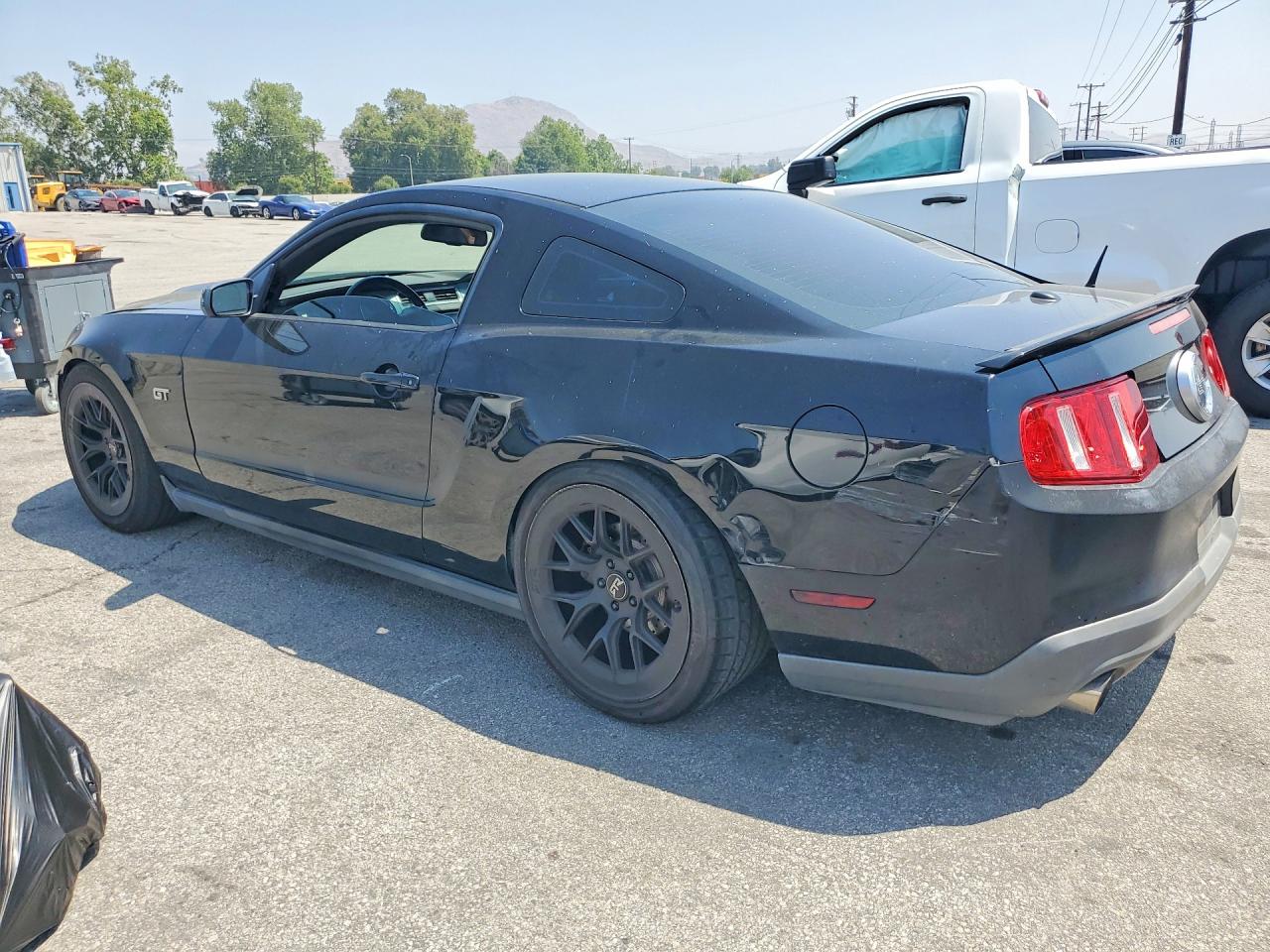 2010 FORD MUSTANG