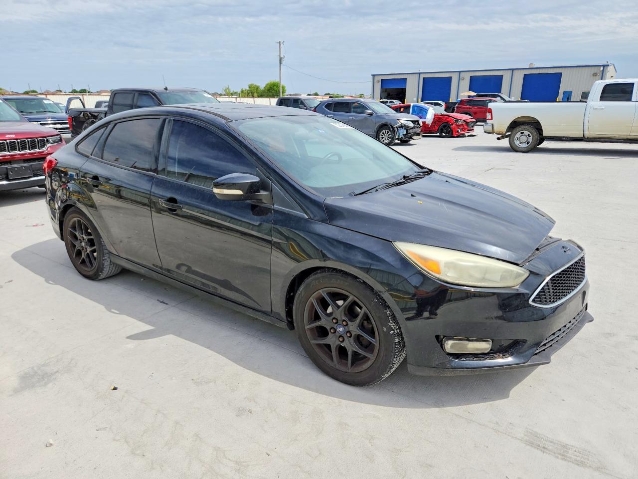 2016 FORD FOCUS