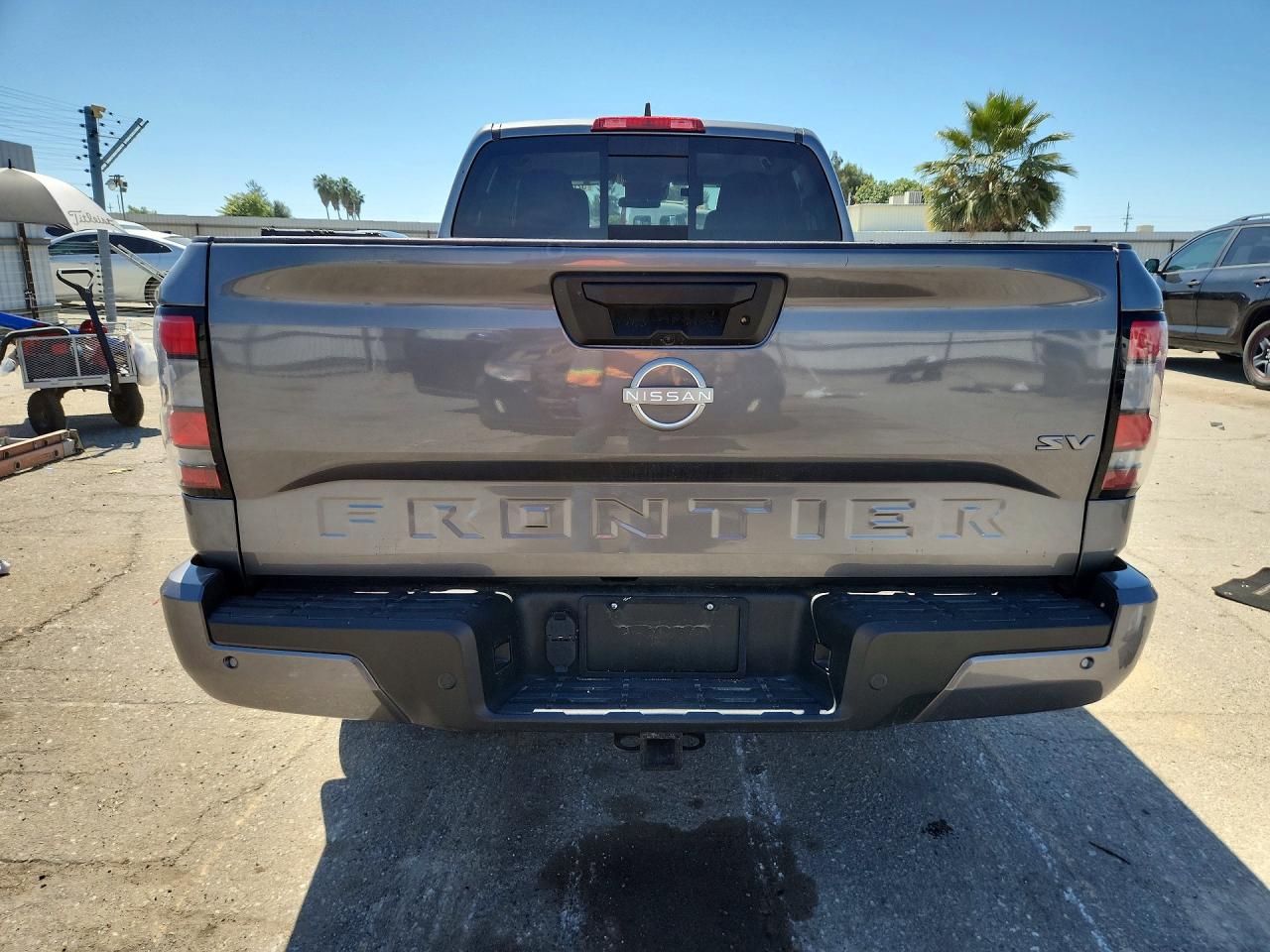 2024 NISSAN FRONTIER