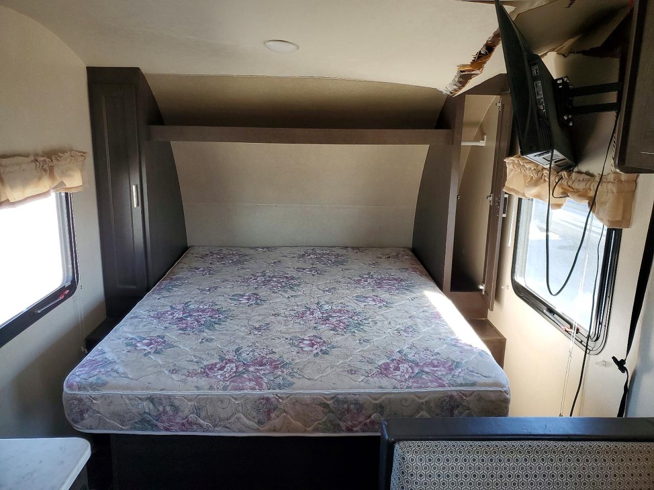 2019 FOREST RIVER WILDWOOD 1