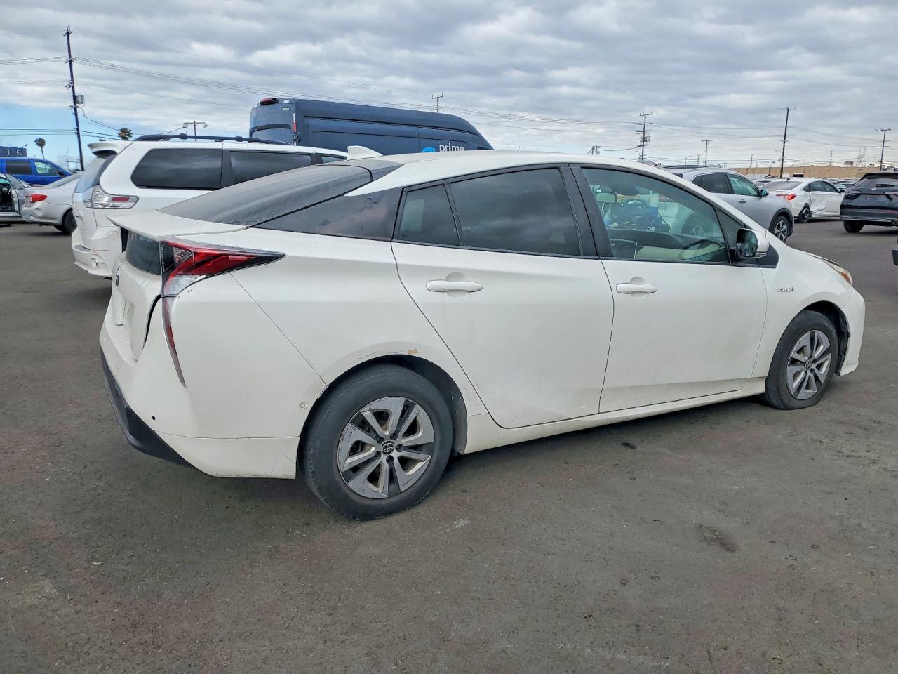 2017 TOYOTA PRIUS