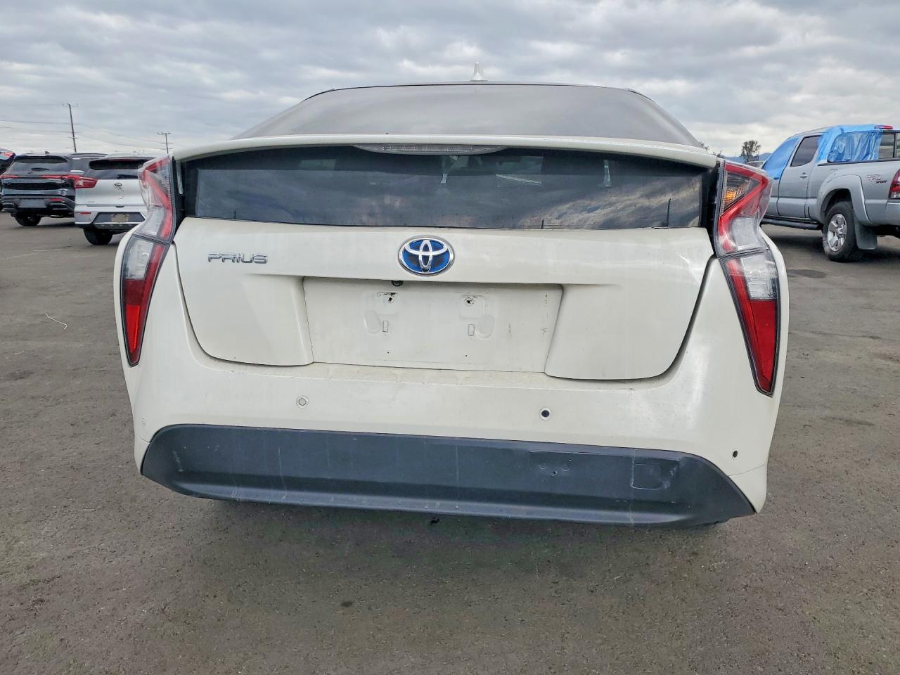 2017 TOYOTA PRIUS