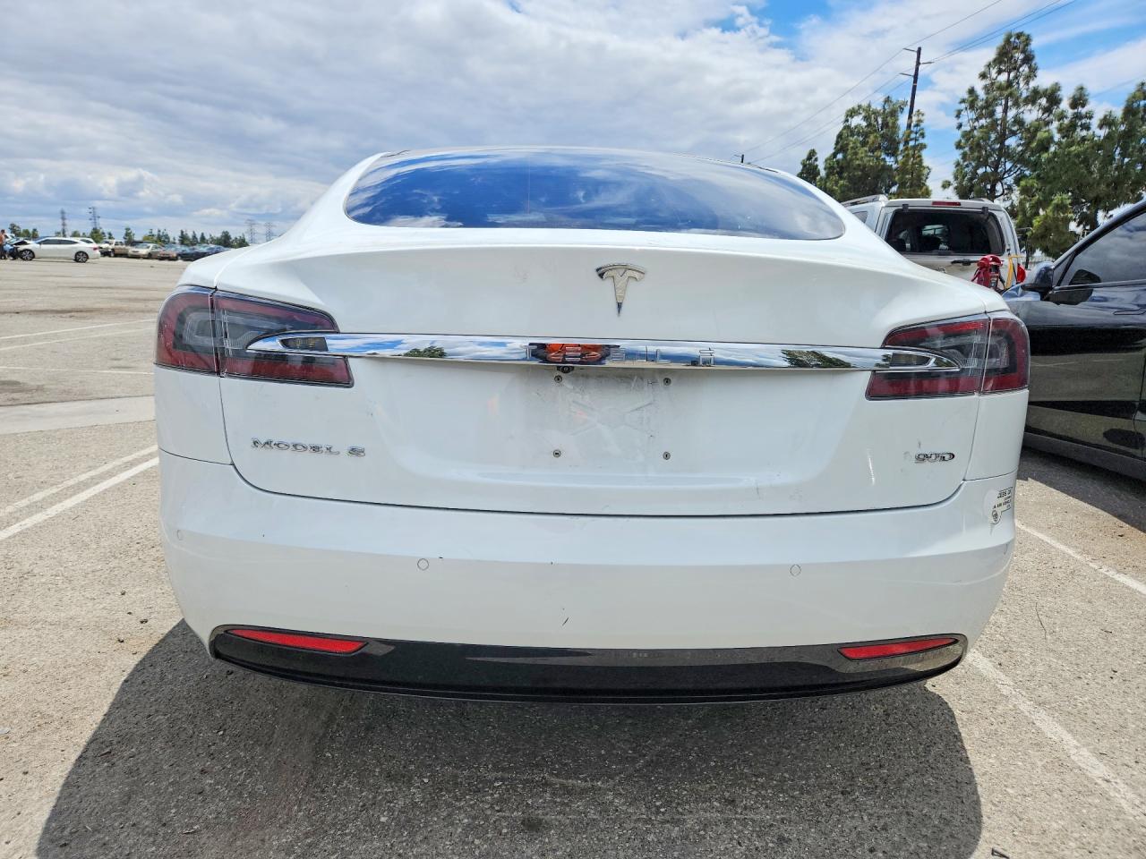 2016 TESLA MODEL S