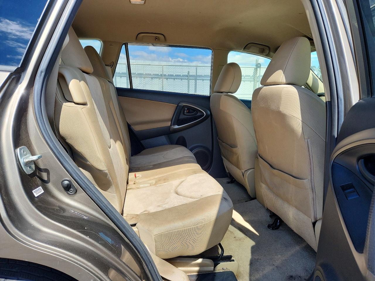 2012 TOYOTA RAV4