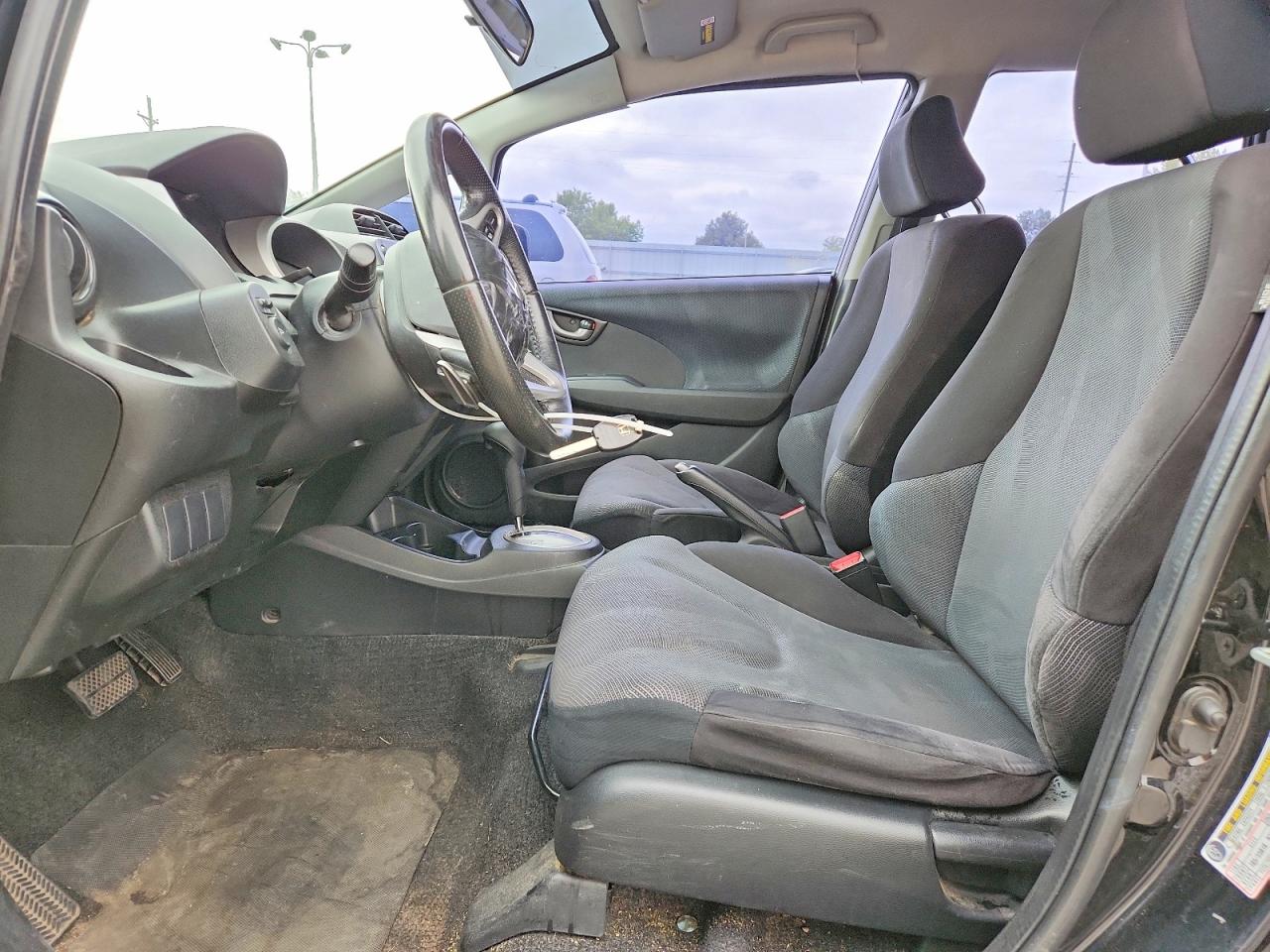 2010 HONDA FIT