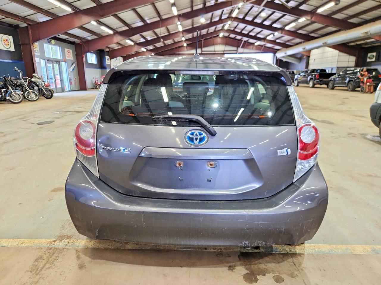 2013 TOYOTA PRIUS