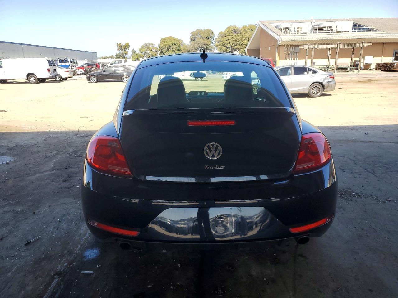 2014 VOLKSWAGEN BEETLE