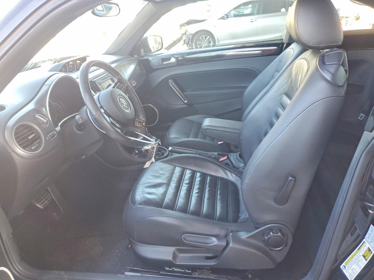 2014 VOLKSWAGEN BEETLE