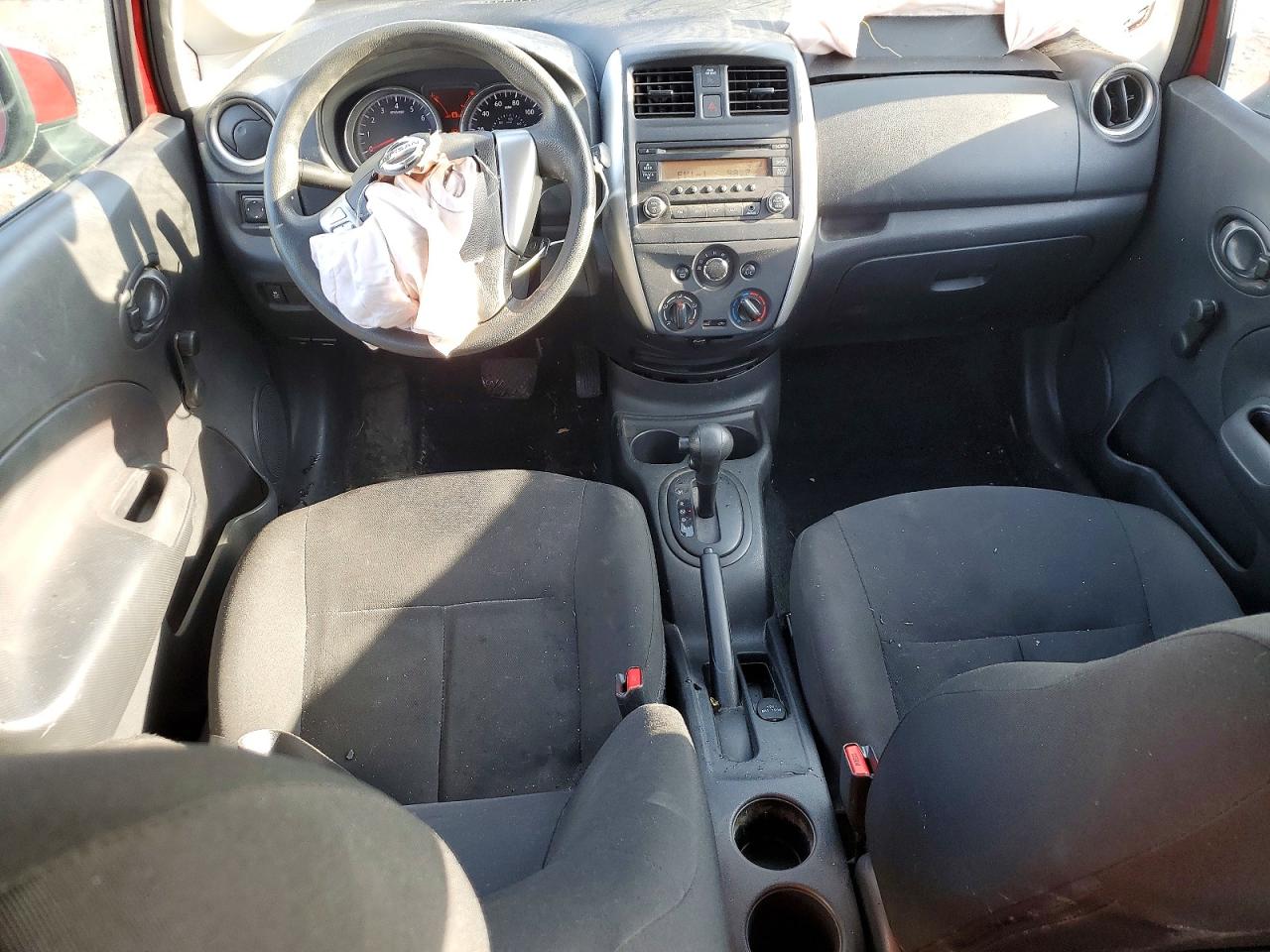 2015 NISS VERSA