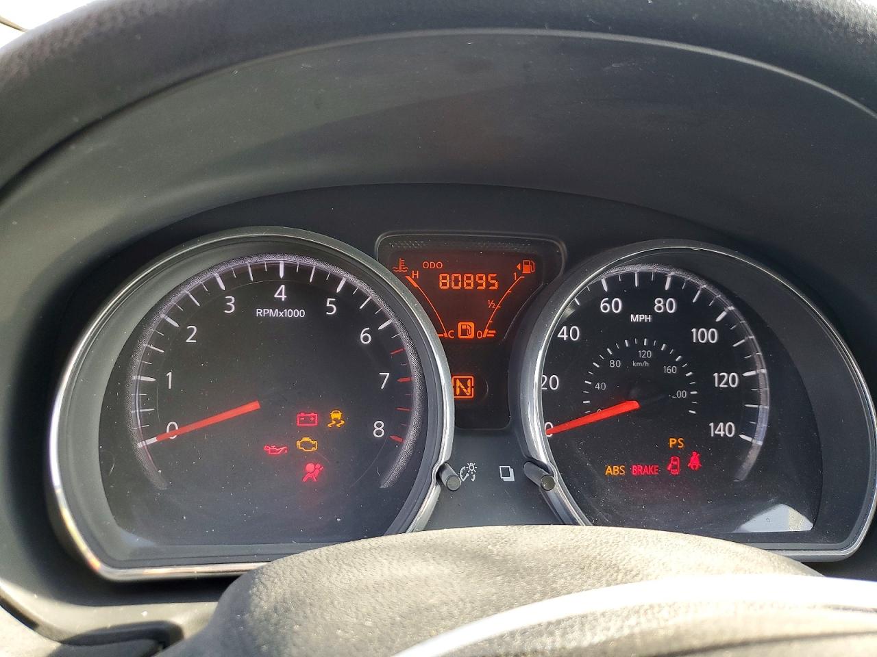 2015 NISS VERSA