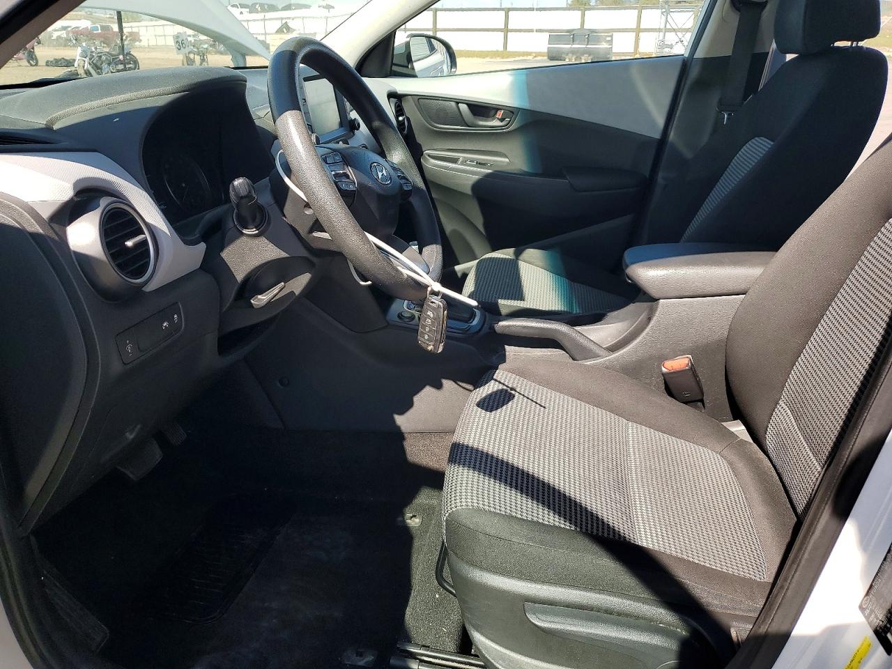 2021 HYUNDAI KONA