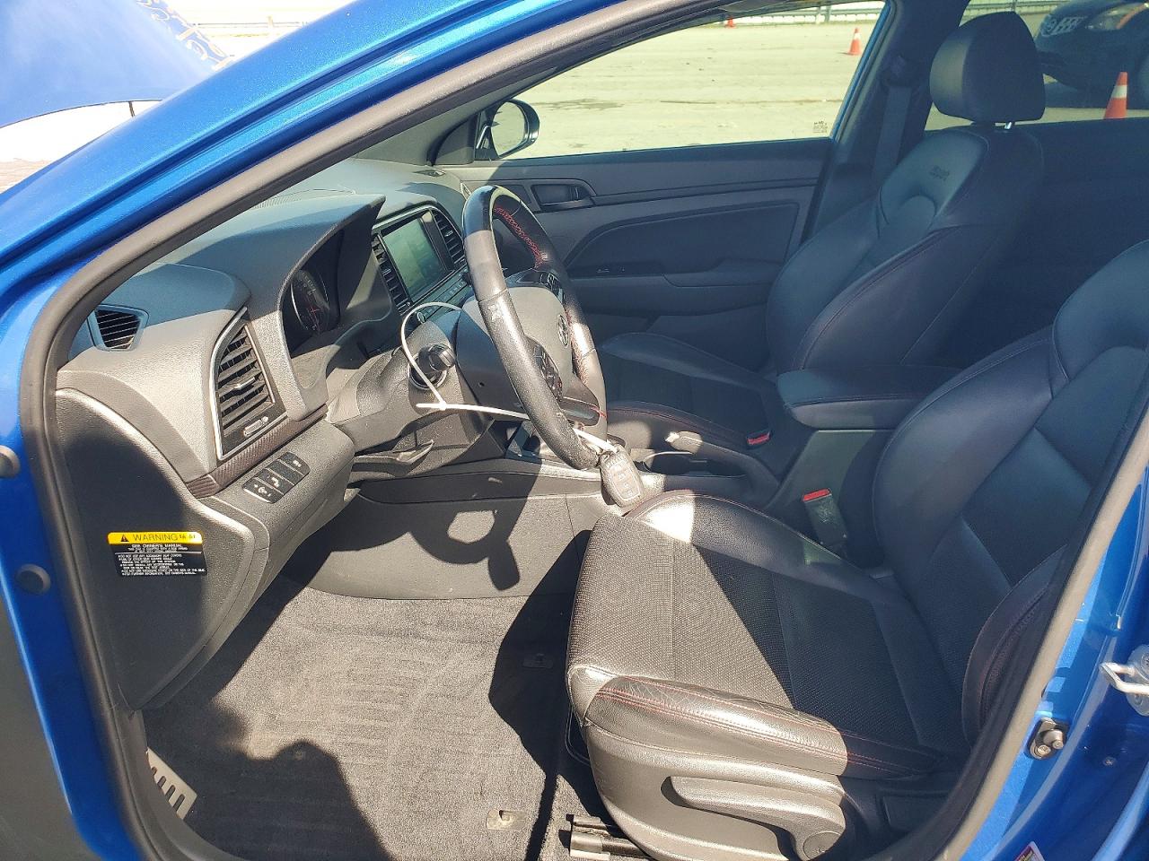 2017 HYUNDAI ELANTRA
