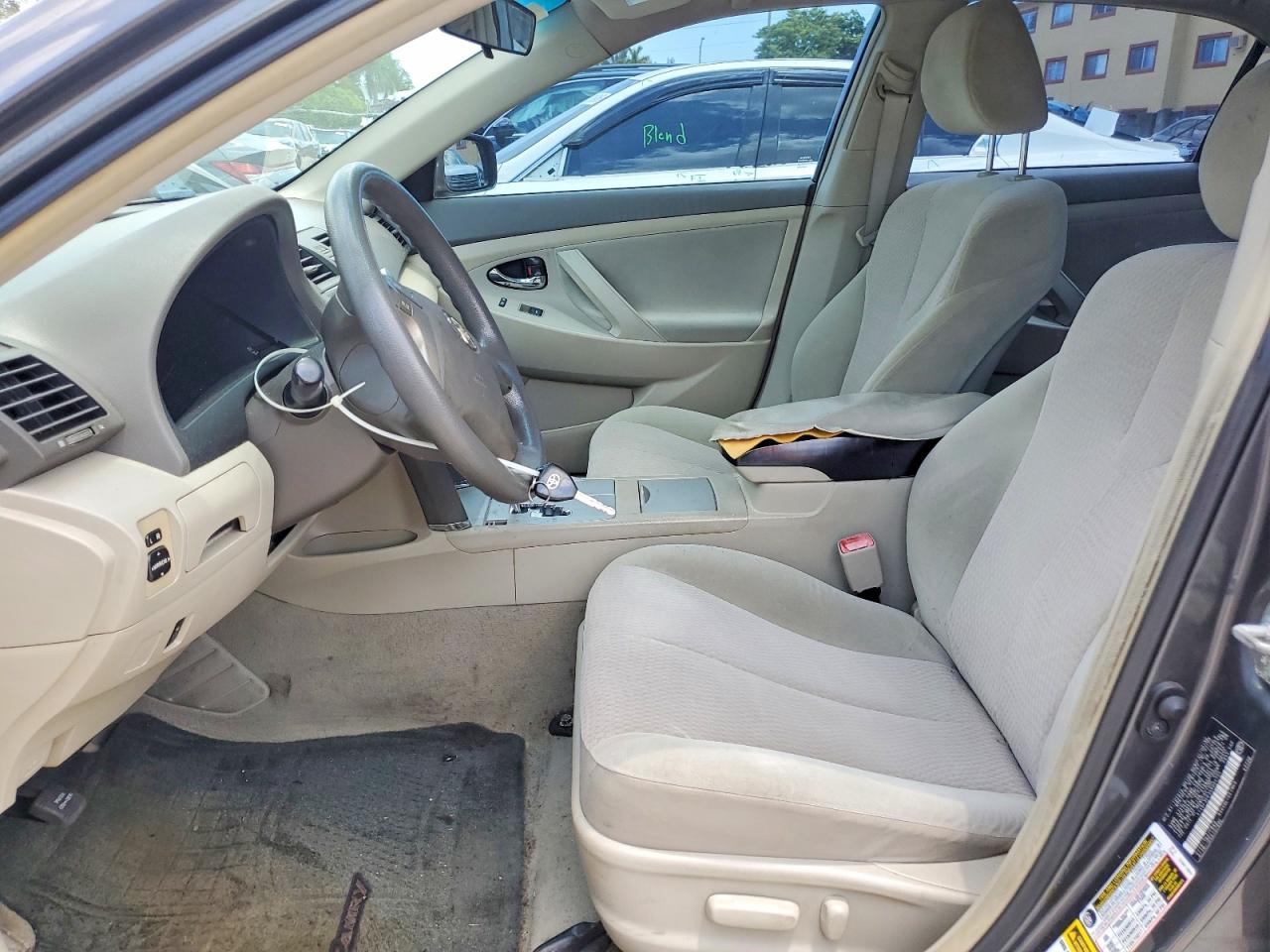 2010 TOYOTA CAMRY