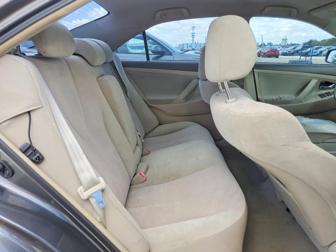 2010 TOYOTA CAMRY
