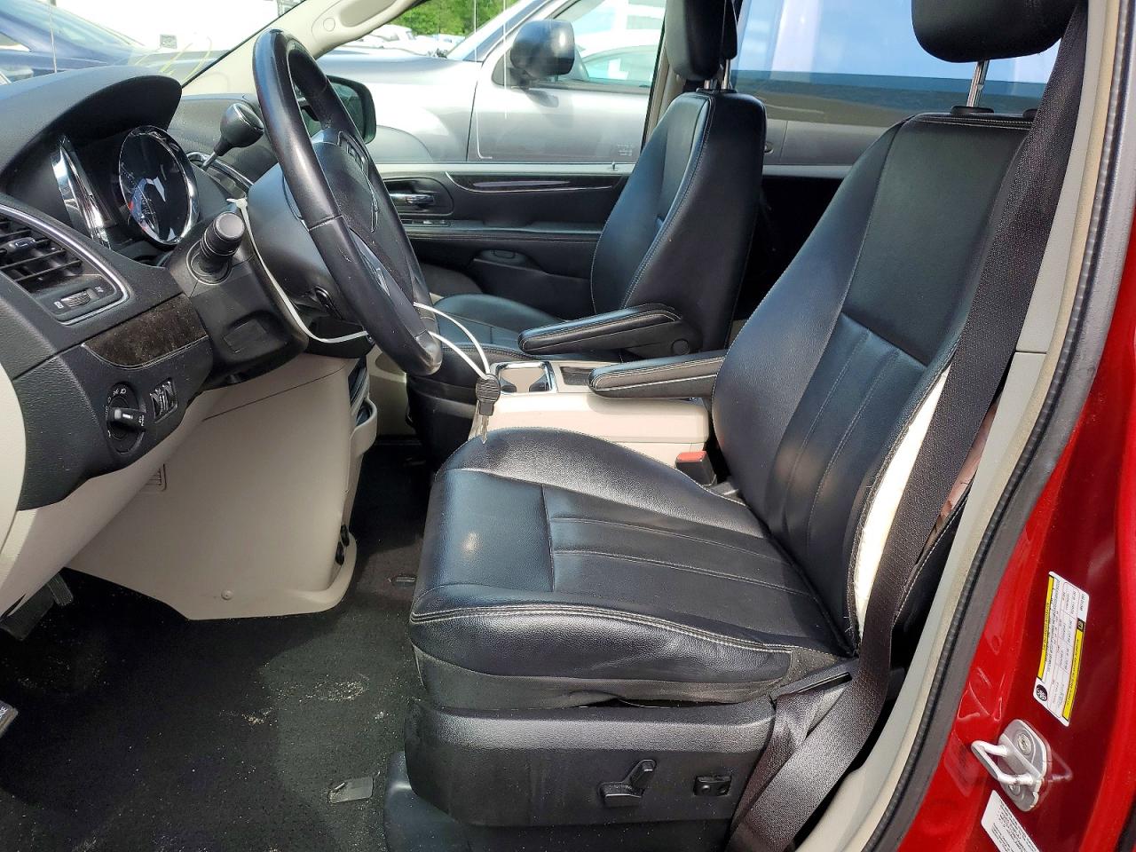 2013 CHRYSLER MINIVAN