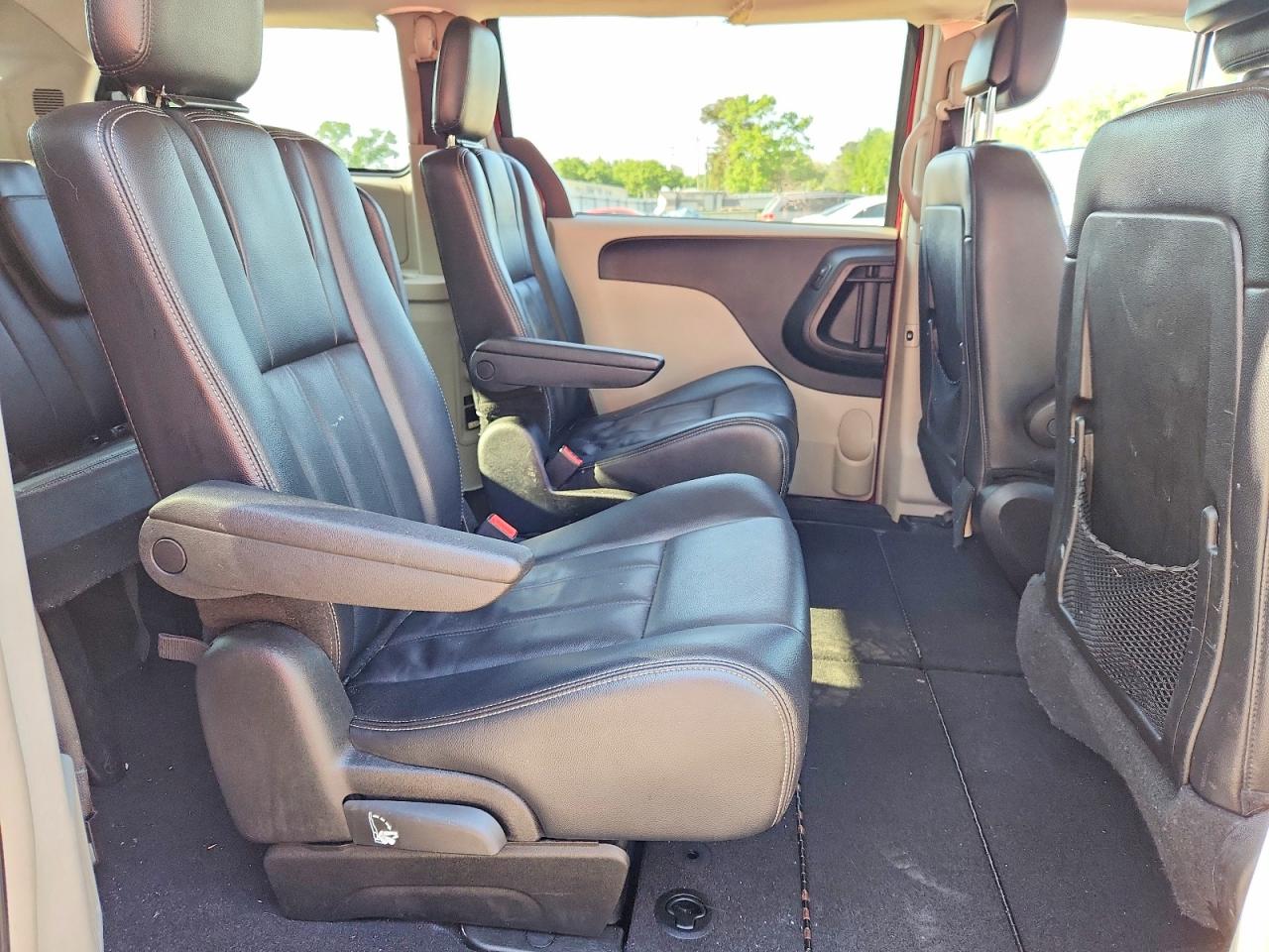 2013 CHRYSLER MINIVAN