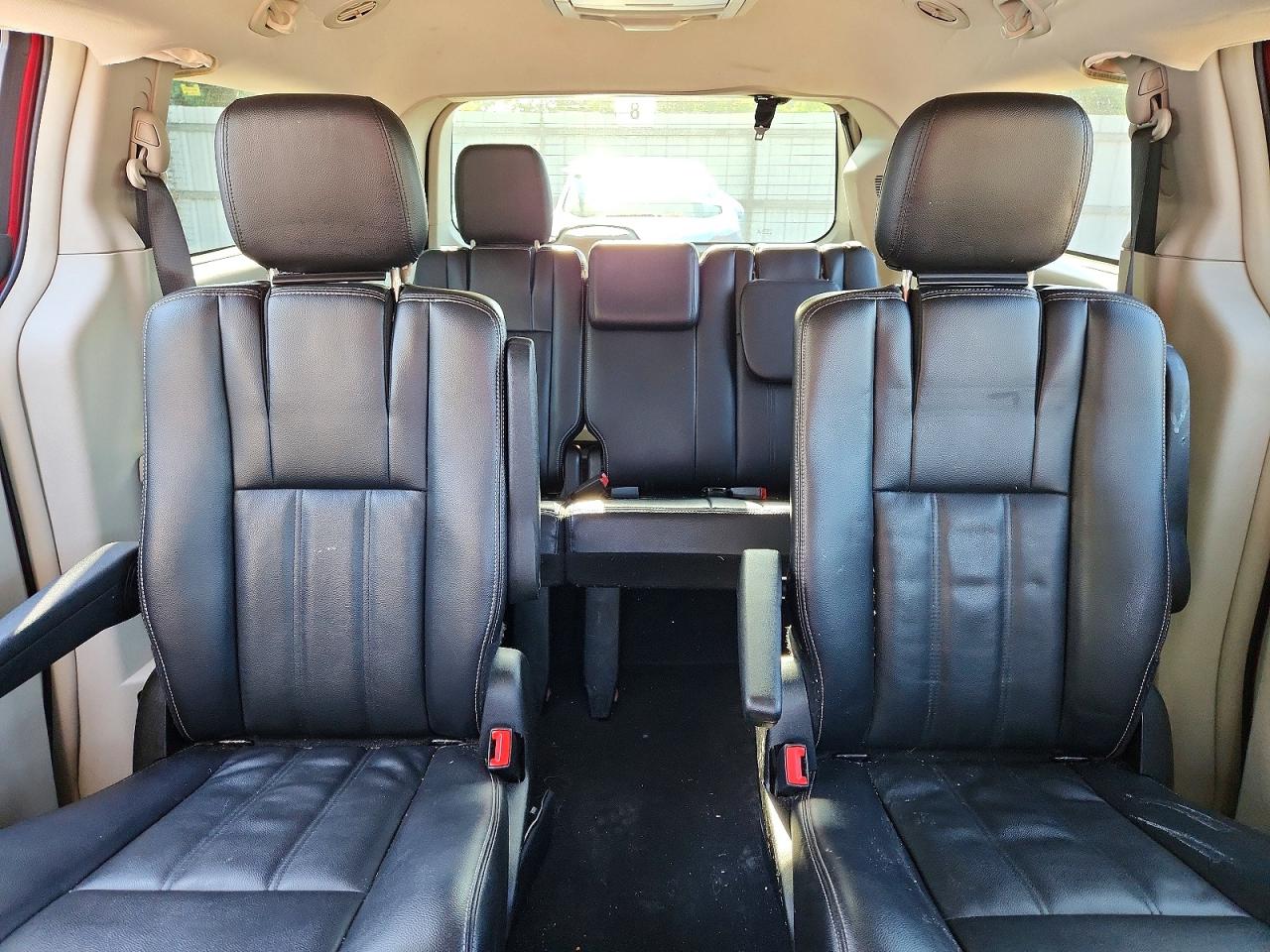2013 CHRYSLER MINIVAN