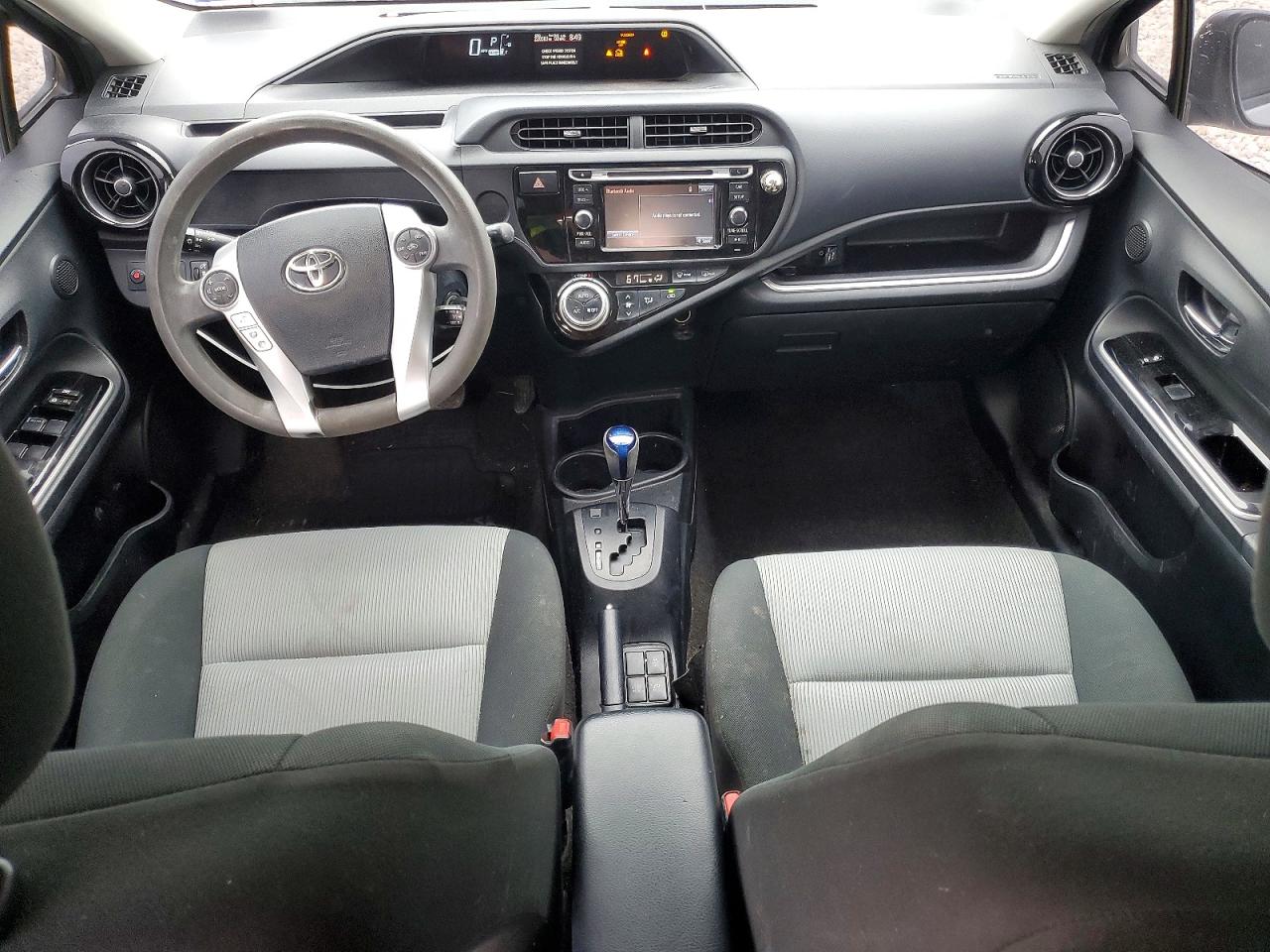 2015 TOYOTA PRIUS