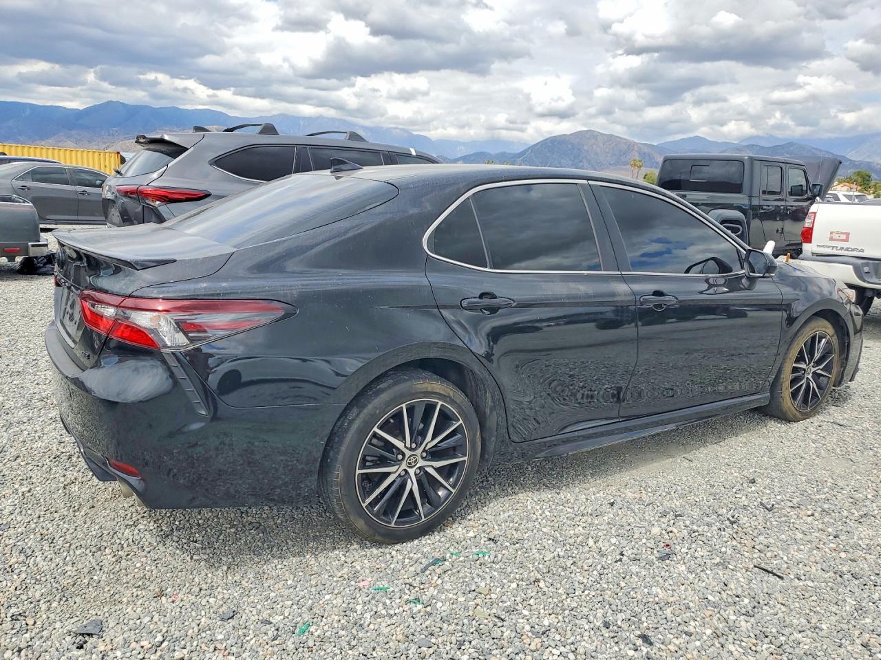 2023 TOYOTA CAMRY