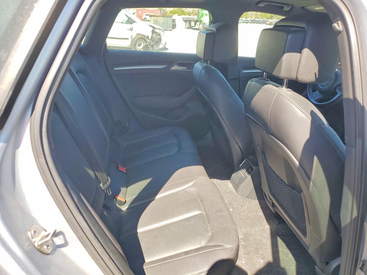 2016 AUDI A3