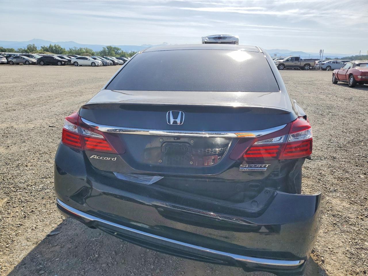 2017 HONDA ACCORD