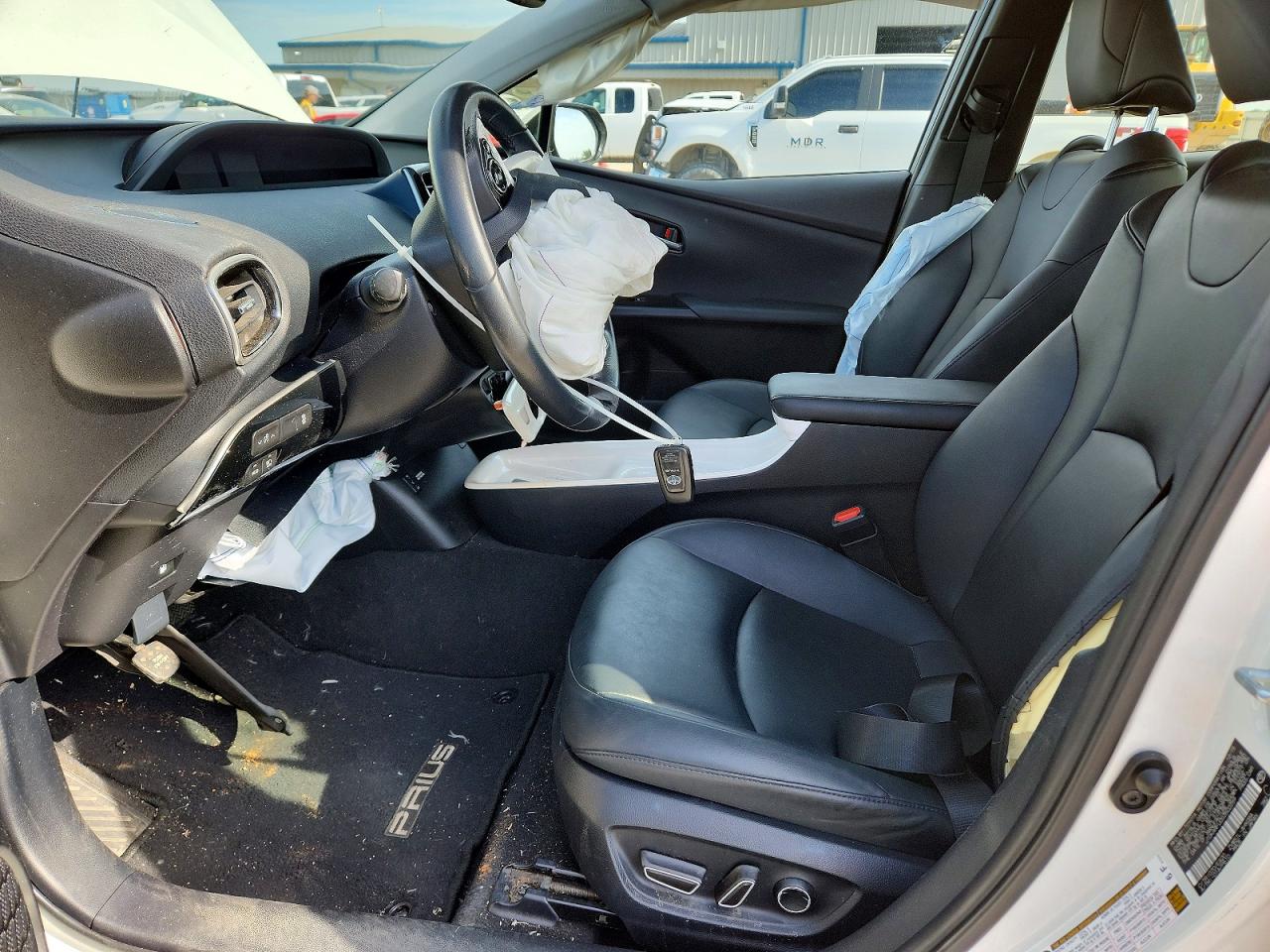 2016 TOYOTA PRIUS