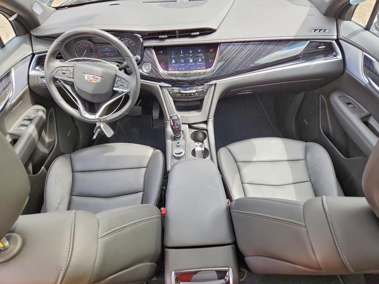2025 CADILLAC XT6