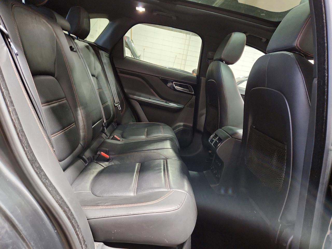 2017 JAGUAR F-PACE
