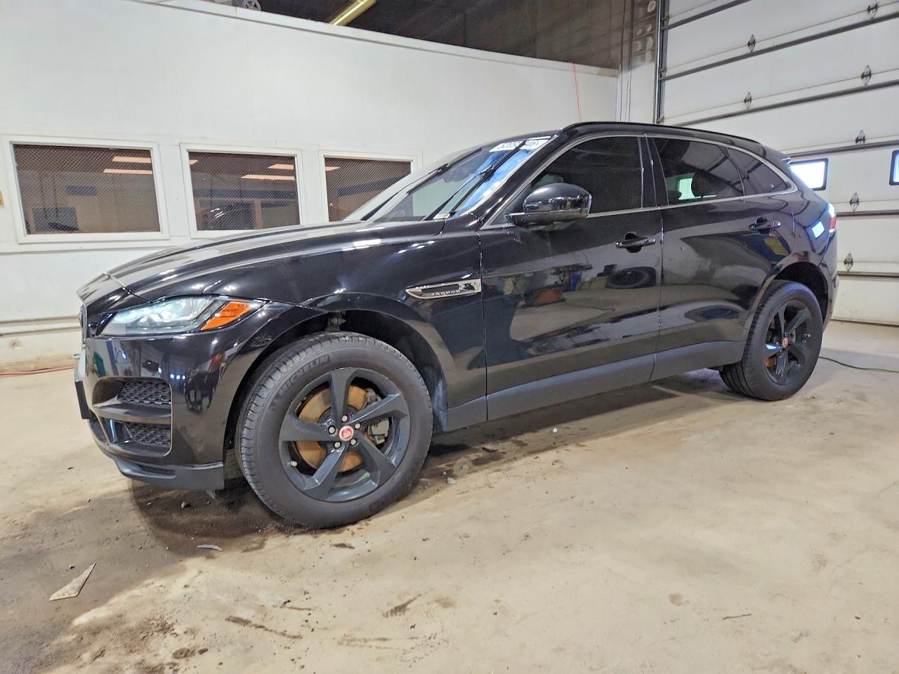 2017 JAGUAR F-PACE