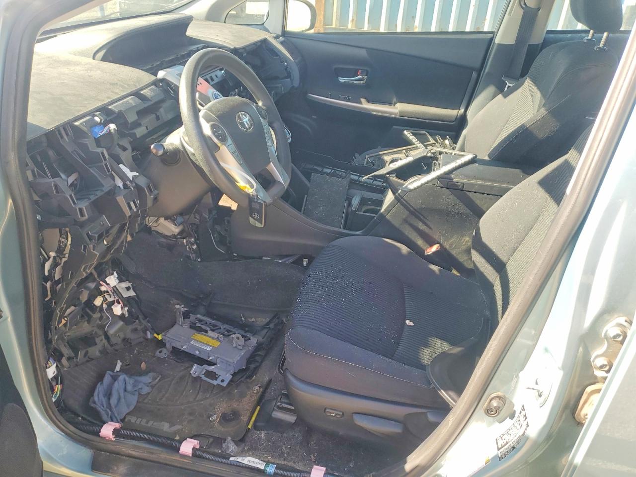 2017 TOYOTA PRIUS