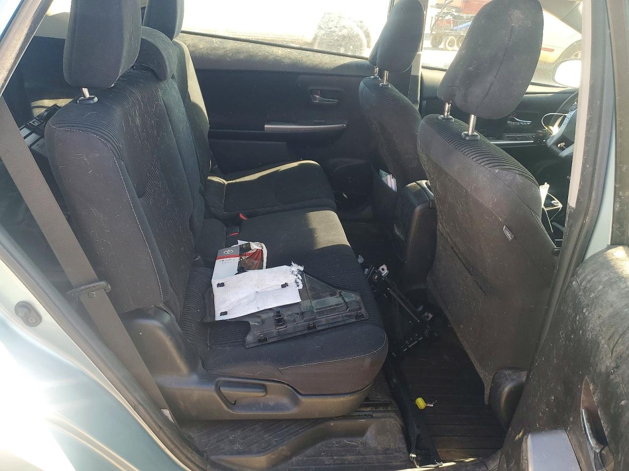 2017 TOYOTA PRIUS