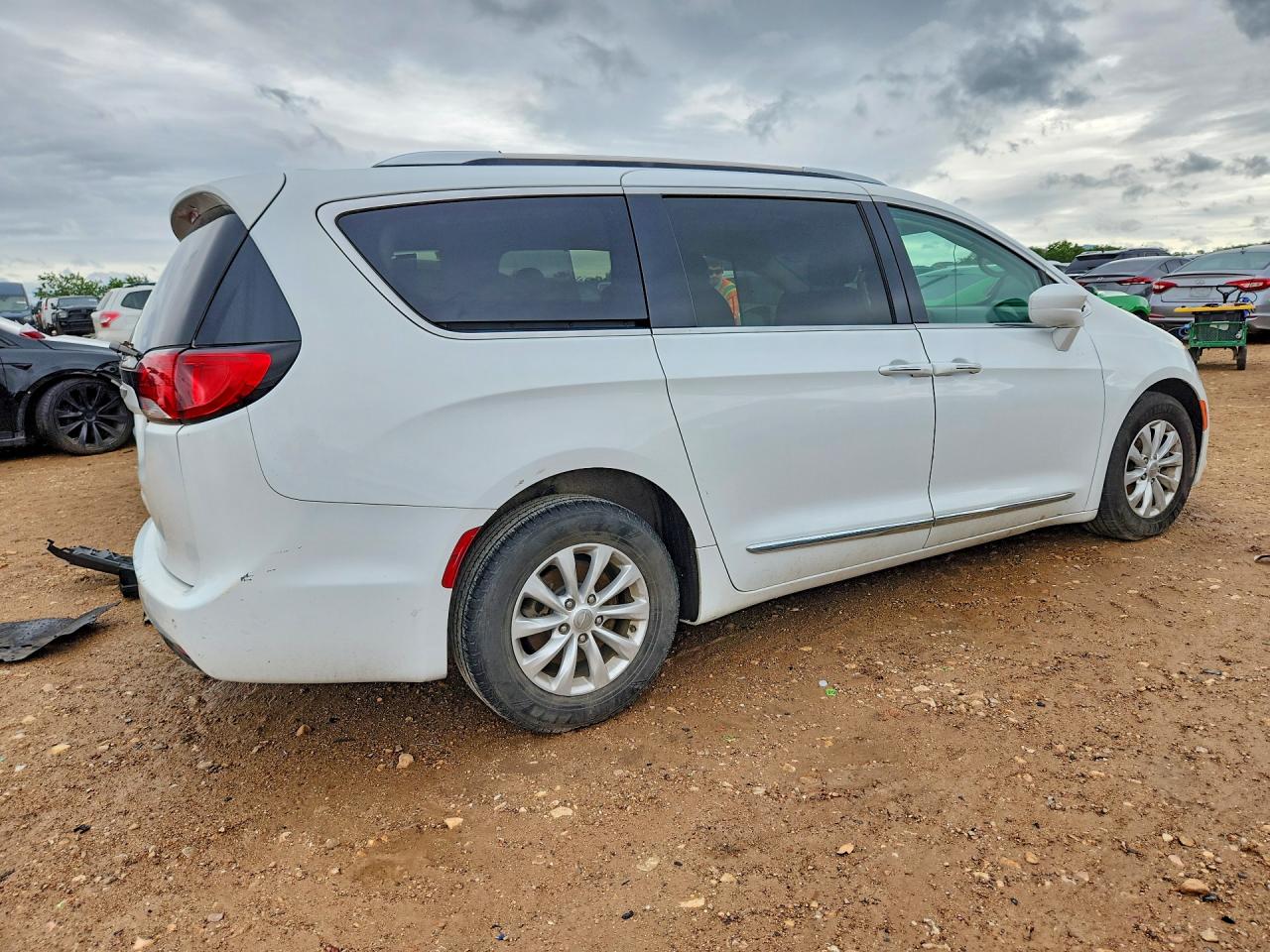 2019 CHRYSLER PACIFICA