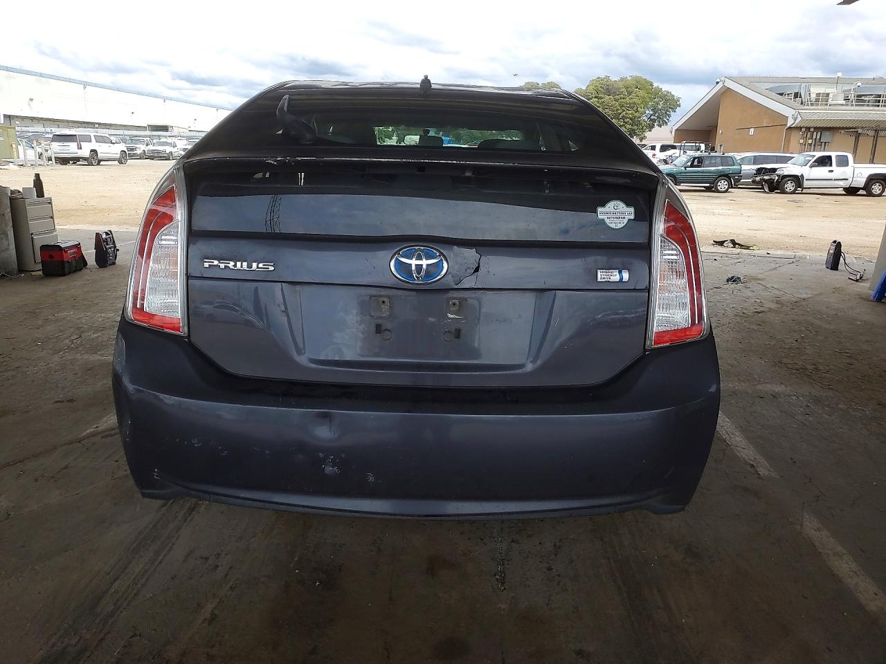 2013 TOYOTA PRIUS