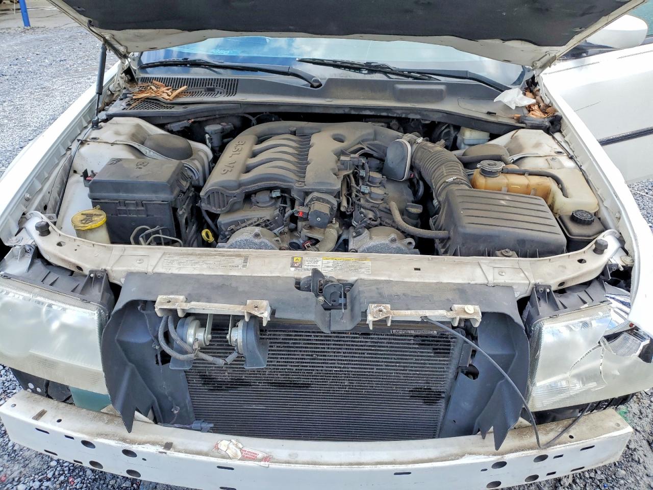 2010 CHRYSLER 300